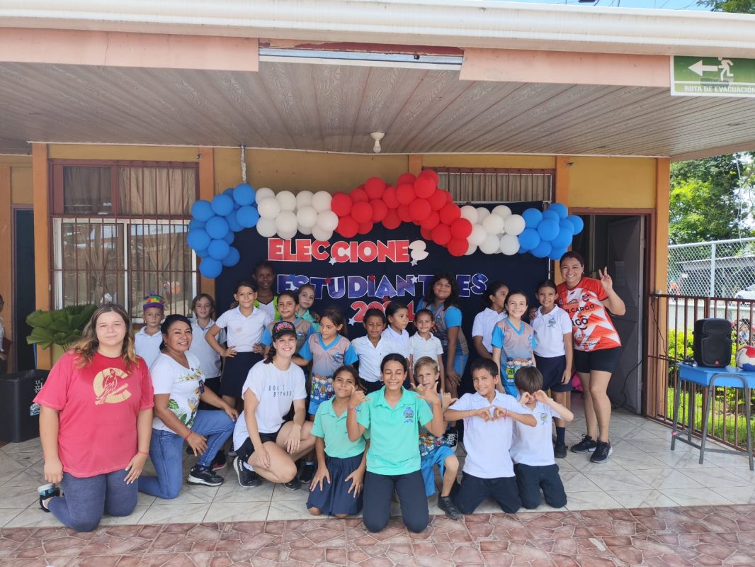 Kyra in Costa Rica - volunteer story - The Power of Sports