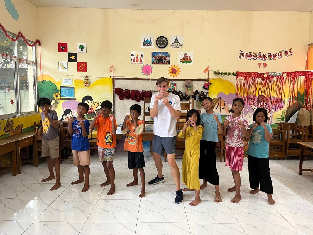Oscar in Indonesia - volunteer story - The Power of Sports