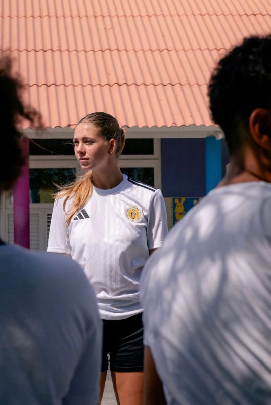 Esmée in Curaçao - volunteer story - The Power of Sports