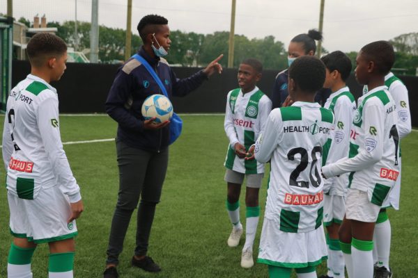 Sports volunteering in Port Elizabeth, South Africa